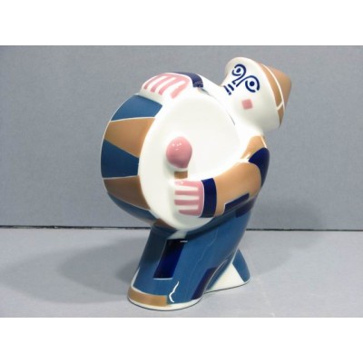 Figura popular hombre del bombo