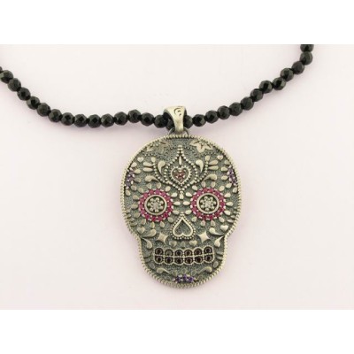 Colgante Plata Calavera Piedra con Cadena