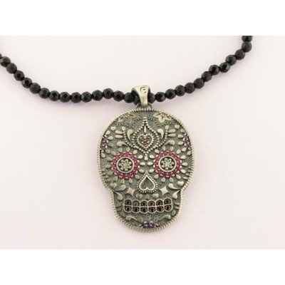 Colgante Plata Calavera Piedra con Cadena