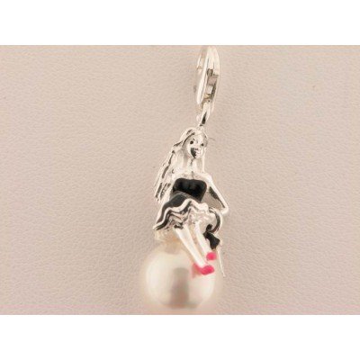 Charm Barbie Plata Esmalte Perla