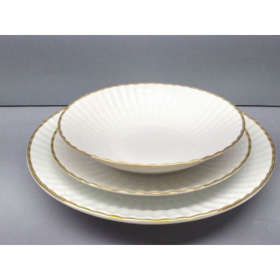 Plato hondo Conchas filo oro