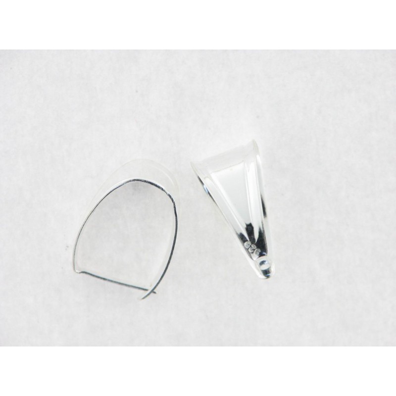 Anilla plata triangular 13x7mm