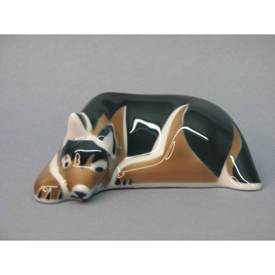Perro nº 2 - Can acostado