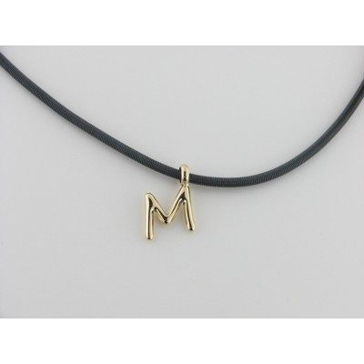 Viceroy colgante letra "M" acero chapado dorado