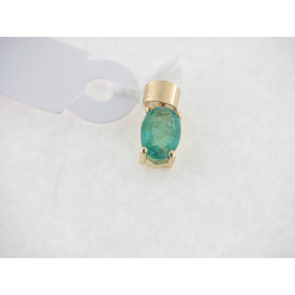 Colgante Oro Piedra Verde