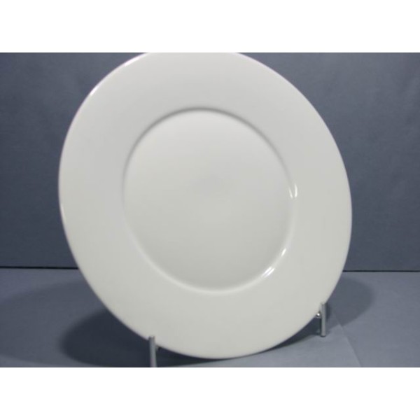 Bajo plato blanco